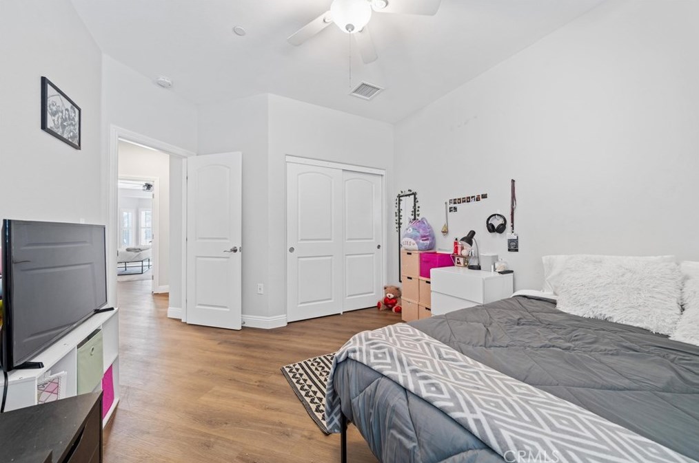 42628 25 St, Lancaster CA 93536-3955 exterior