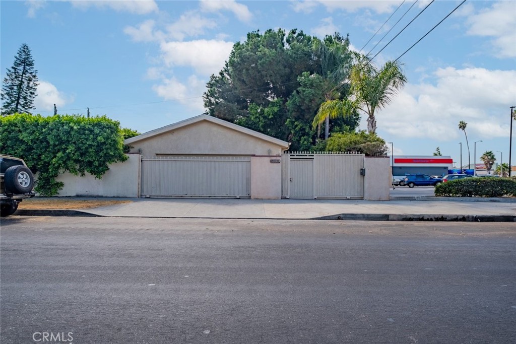 12040 Archwood St, North Hollywood, CA 91606 MLS SR24208114