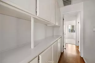 22663 Margarita Dr, Woodland Hills, CA 91364 - Photo 17