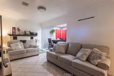 22113 Cantlay Street, Canoga Park, CA 91303 - Photo 3