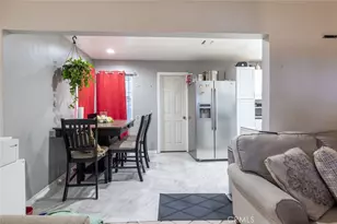 22113 Cantlay St, Canoga Park, CA 91303 - Photo 5