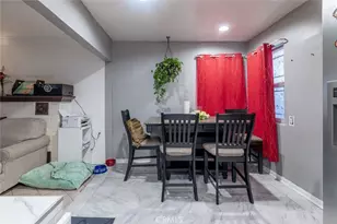 22113 Cantlay St, Canoga Park, CA 91303 - Photo 9