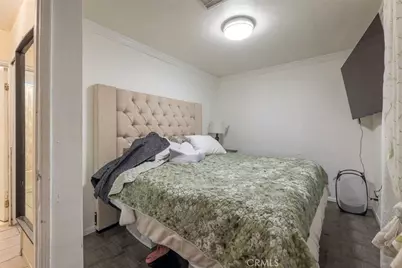 22113 Cantlay Street, Canoga Park, CA 91303 - Photo 11