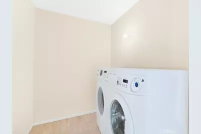 554 E Jackman Street, Lancaster, CA 93535 - Photo 9