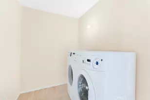 554 E Jackman St, Lancaster, CA 93535 - Photo 9