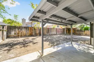 554 E Jackman St, Lancaster, CA 93535 - Photo 23