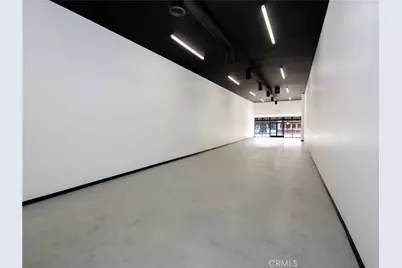 212 N San Fernando Boulevard, Burbank, CA 91502 - Photo 3