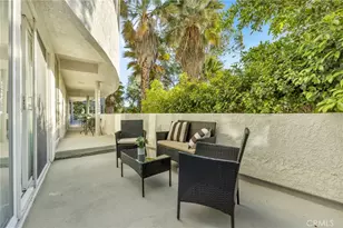 4939 Medina Dr, Woodland Hills, CA 91364 - Photo 27