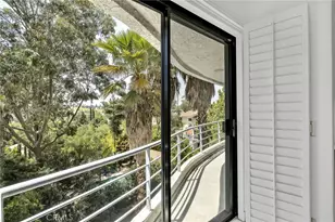 4939 Medina Dr, Woodland Hills, CA 91364 - Photo 17