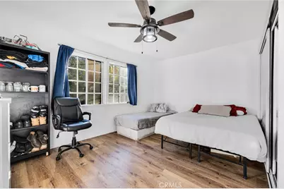 22137 Gault Street, Canoga Park, CA 91303 - Photo 13