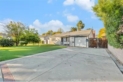 22137 Gault Street, Canoga Park, CA 91303 - Photo 47