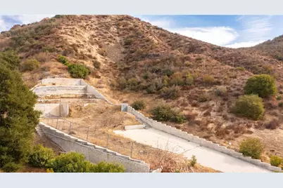 2524 Sierra Creek Road, Agoura Hills, CA 91301 - Photo 17