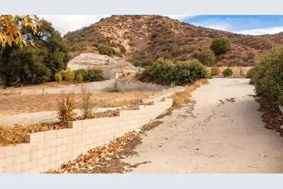 2524 Sierra Creek Road, Agoura Hills, CA 91301 - Photo 19