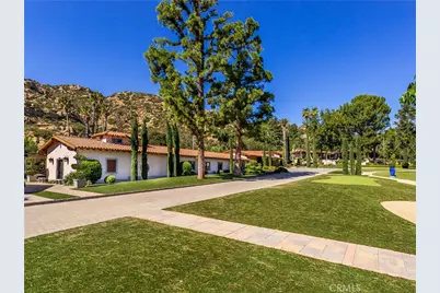 22637 La Quilla Drive, Chatsworth, CA 91311 - Photo 11