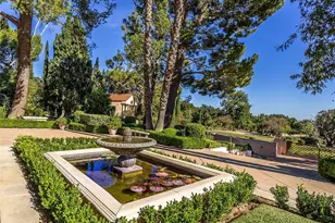 22637 La Quilla Dr, Chatsworth, CA 91311 - Photo 13