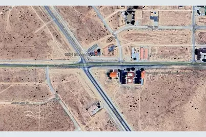 9231 N Loop Boulevard, California City, CA 93505 - Photo 13
