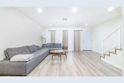 7422 Hazeltine Avenue #2, Van Nuys, CA 91405 - Photo 9