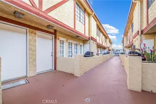 7422 Hazeltine Ave, Van Nuys, CA 91405 - Photo 5