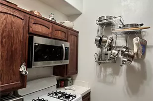 15455 Sherman Way, Van Nuys, CA 91406 - Photo 7