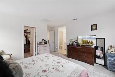 17038 Mitchell Drive, Canyon Country, CA 91387 - Photo 19