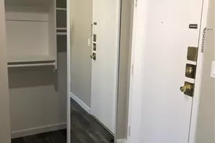 18530 Hatteras St, Tarzana, CA 91356 - Photo 9