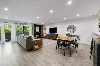 24837 Apple Street #B, Newhall, CA 91321 - Photo 3