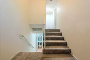 27666 Nugget Dr, Canyon Country, CA 91387 - Photo 15