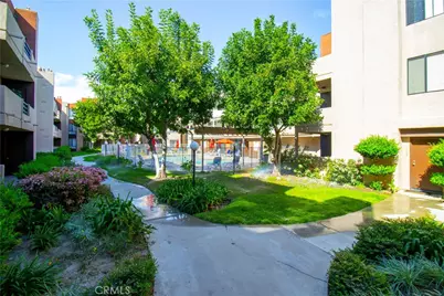 7826 Topanga #213, Canoga Park, CA 91304 - Photo 27