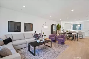 27319 Bear Creek Ln, Valencia, CA 91381 - Photo 7