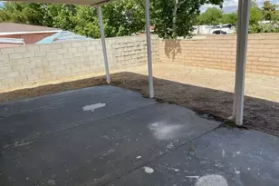 1853 Horizon Ln, Lancaster, CA 93535 - Photo 13