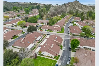 19324 Flowers Court, Newhall, CA 91321 - Photo 25