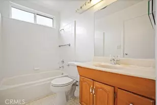 19324 Flowers Ct, Newhall, CA 91321 - Photo 15