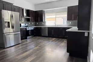 9237 Wakefield Ave, Panorama City, CA 91402 - Photo 13