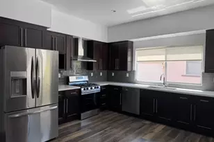 9237 Wakefield Ave, Panorama City, CA 91402 - Photo 11