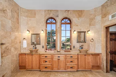 21550 Garibaldi Place, California City, CA 93505 - Photo 19