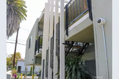 2204 W 26th Place, Los Angeles, CA 90018 - Photo 3