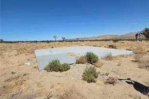 137 E Ave N6, Palmdale, CA 93591 - Photo 1
