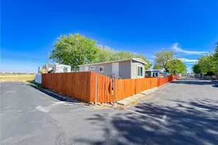 45446 E 7th Street, Lancaster, CA 93535 - Photo 3