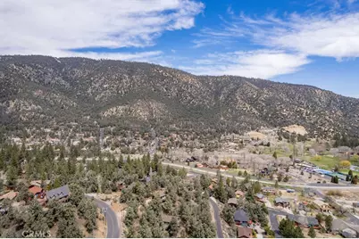 16600 Oakwood Way, Pine Mountain Club, CA 93222 - Photo 11