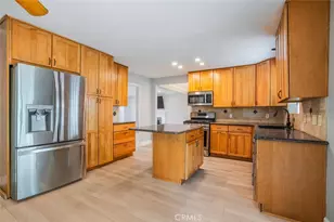 3537 Gladiola Dr, Calabasas, CA 91302 - Photo 7