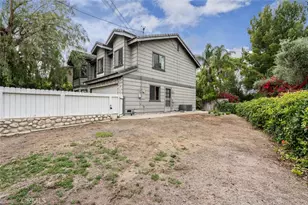 3537 Gladiola Dr, Calabasas, CA 91302 - Photo 19