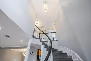 3537 Gladiola Dr, Calabasas, CA 91302 - Photo 13