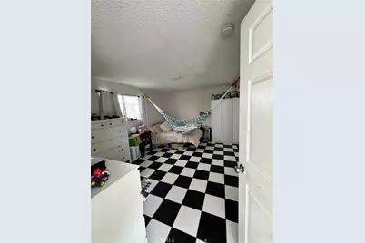 7809 Troost Avenue, North Hollywood, CA 91605 - Photo 11