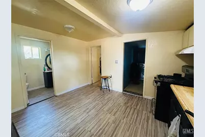 8116 Hallelujah Street, Bakersfield, CA 93307 - Photo 7