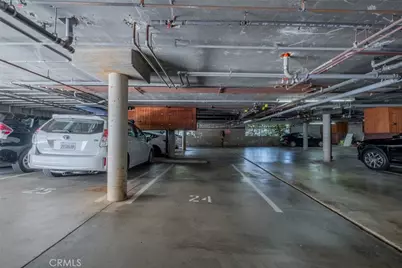 930 California Avenue #105, Santa Monica, CA 90403 - Photo 5