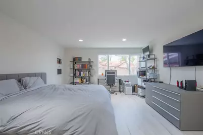 930 California Avenue #105, Santa Monica, CA 90403 - Photo 21