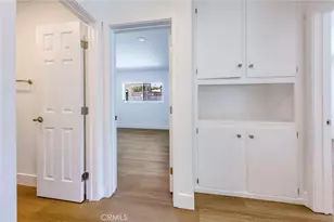 22016 Schoolcraft St, Canoga Park, CA 91303 - Photo 11