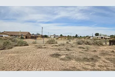 8424 Underwood Avenue, California City, CA 93505 - Photo 15