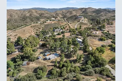 32651 Teller Avenue, Agua Dulce, CA 91390 - Photo 3