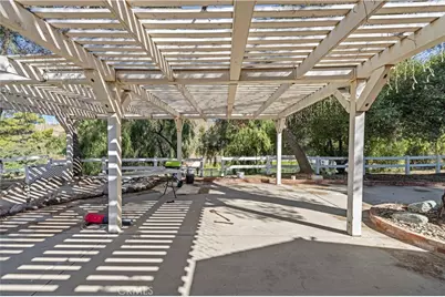 32651 Teller Avenue, Agua Dulce, CA 91390 - Photo 15